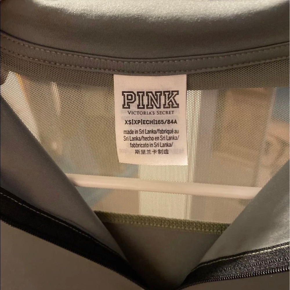 Pink - Picture 3 of 3